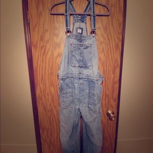 Gap overalls